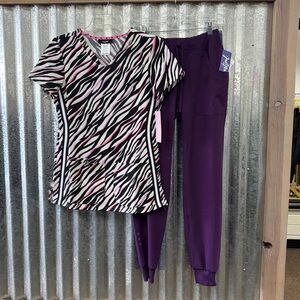 Women’s Scrub Set-Print Top-Eggplant Jogger Pants-XS top/XSS Regular Length Pant